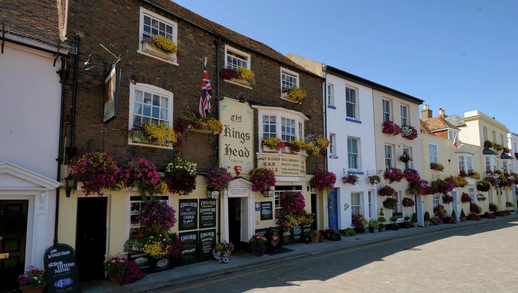 Bed and Breakfast The Kings Head Deal Exterior foto